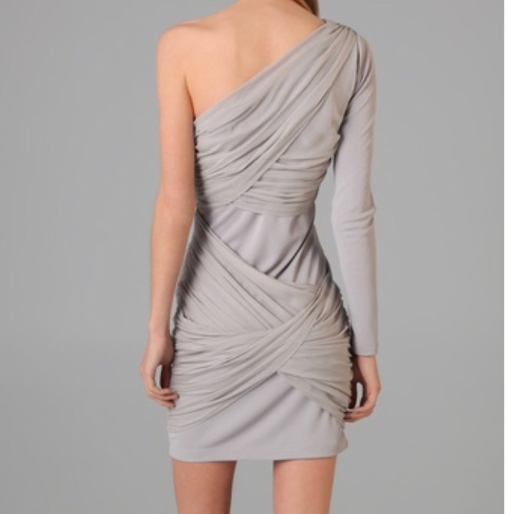 NWT Light Gray Alice + Olivia one sleeve dress ๐ - Picture 3 of 6